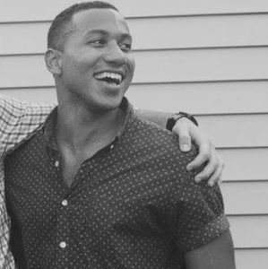 Meet your Posher, Gio